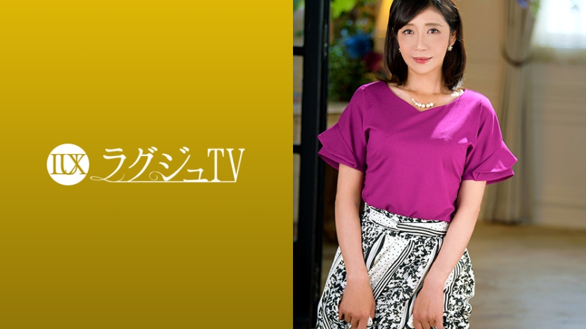 259LUXU-1153 ラグジュTV 1138 あの大女優公認のモノマネ芸能人がAV女優としてラグジュTVに登場！培った経験値で大人の余裕を見せるも、男優の濃厚なテクニックに脚を震わせ桃子さんの秘部は潤いに満ちてゆく…。1つ1つの快楽を愛でるように味わう濃厚で大人の色気満載のセックス！